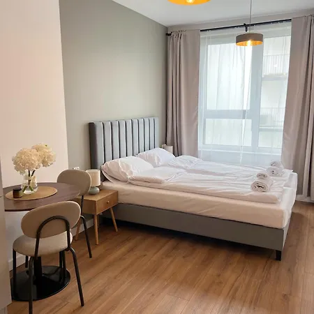 Cozy - Close To Centre